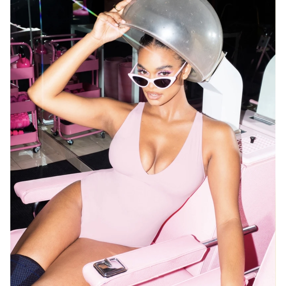 TA3 light pink plungy